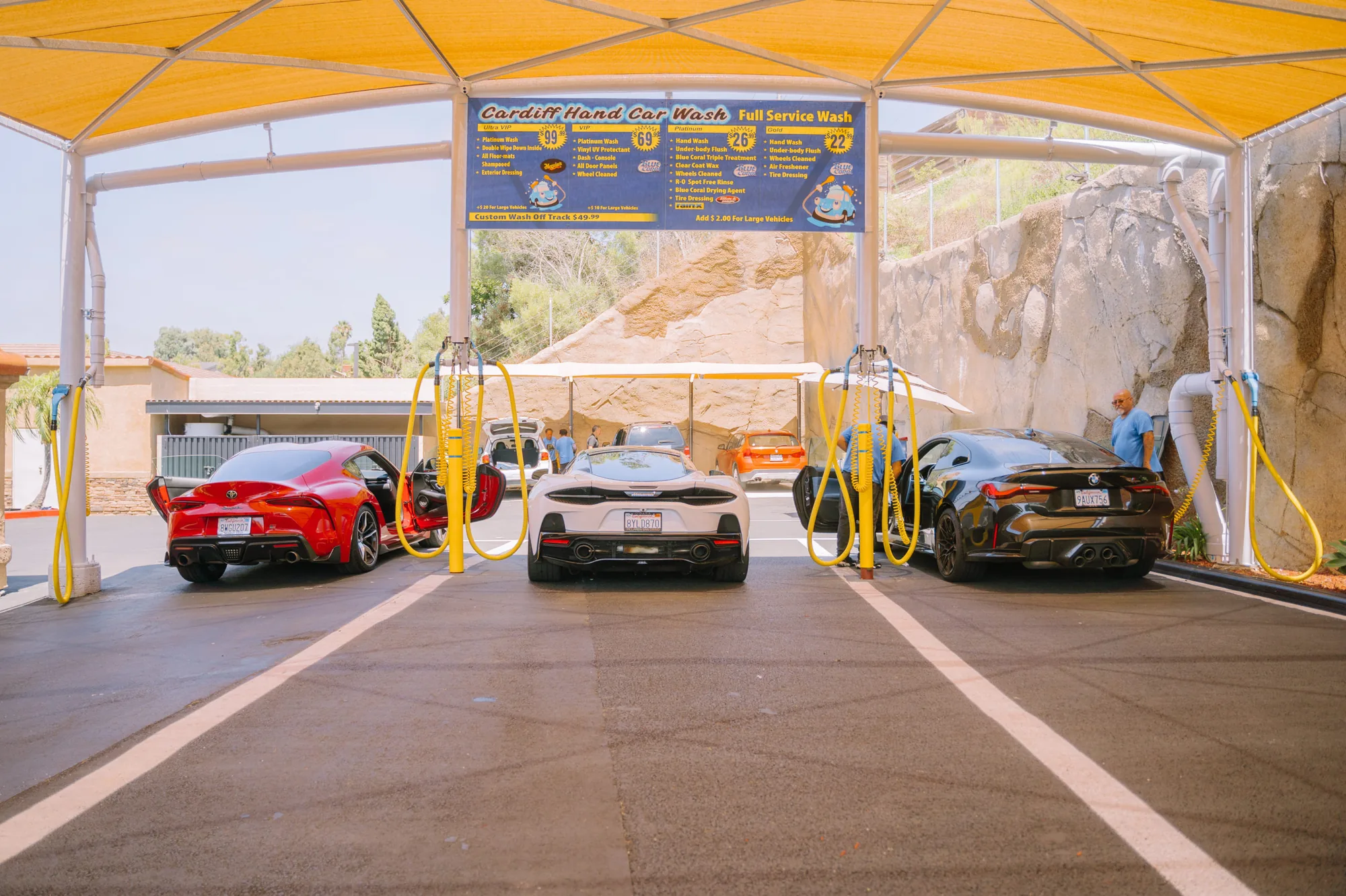 Cardiff Car Wash in action